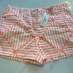 Vineyard Vines shorts- size 8